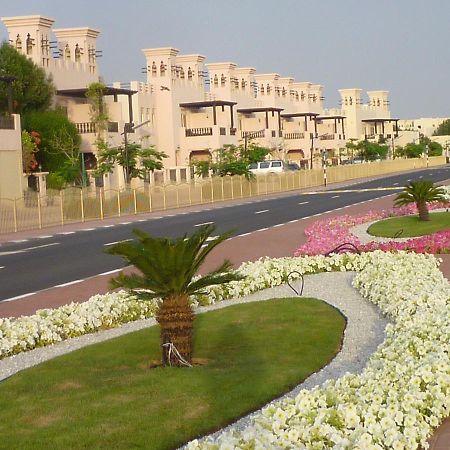 Townhouse Ras Al Khaimah Villa Exterior photo